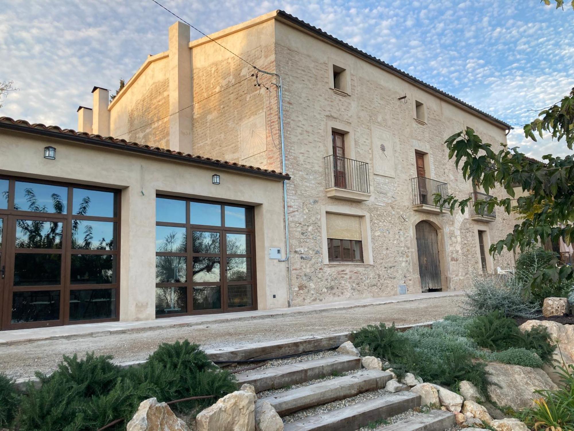 Habitacion Suite En Masia Can Robira Els Hostalets de Pierola Dış mekan fotoğraf