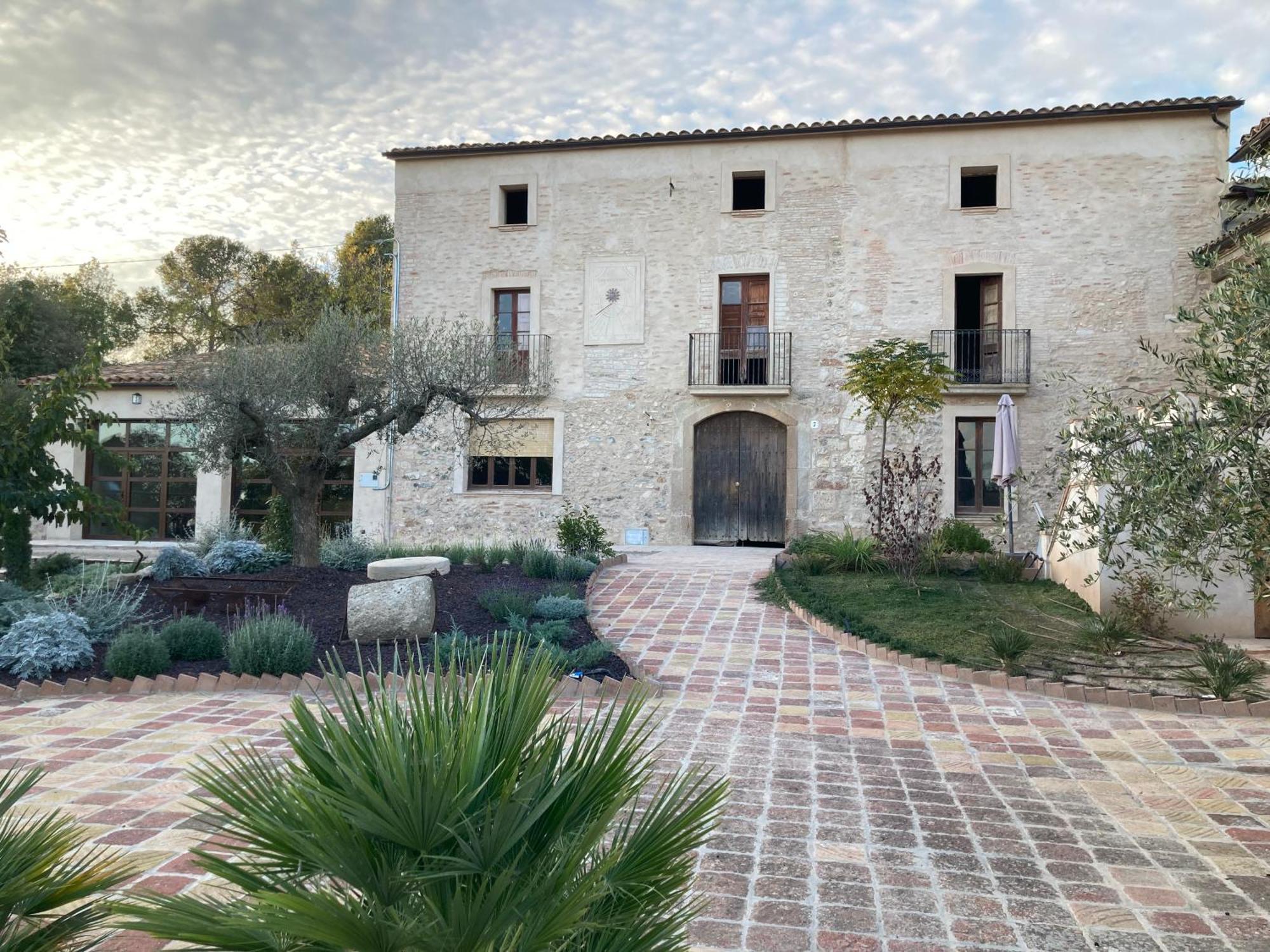 Habitacion Suite En Masia Can Robira Els Hostalets de Pierola Dış mekan fotoğraf